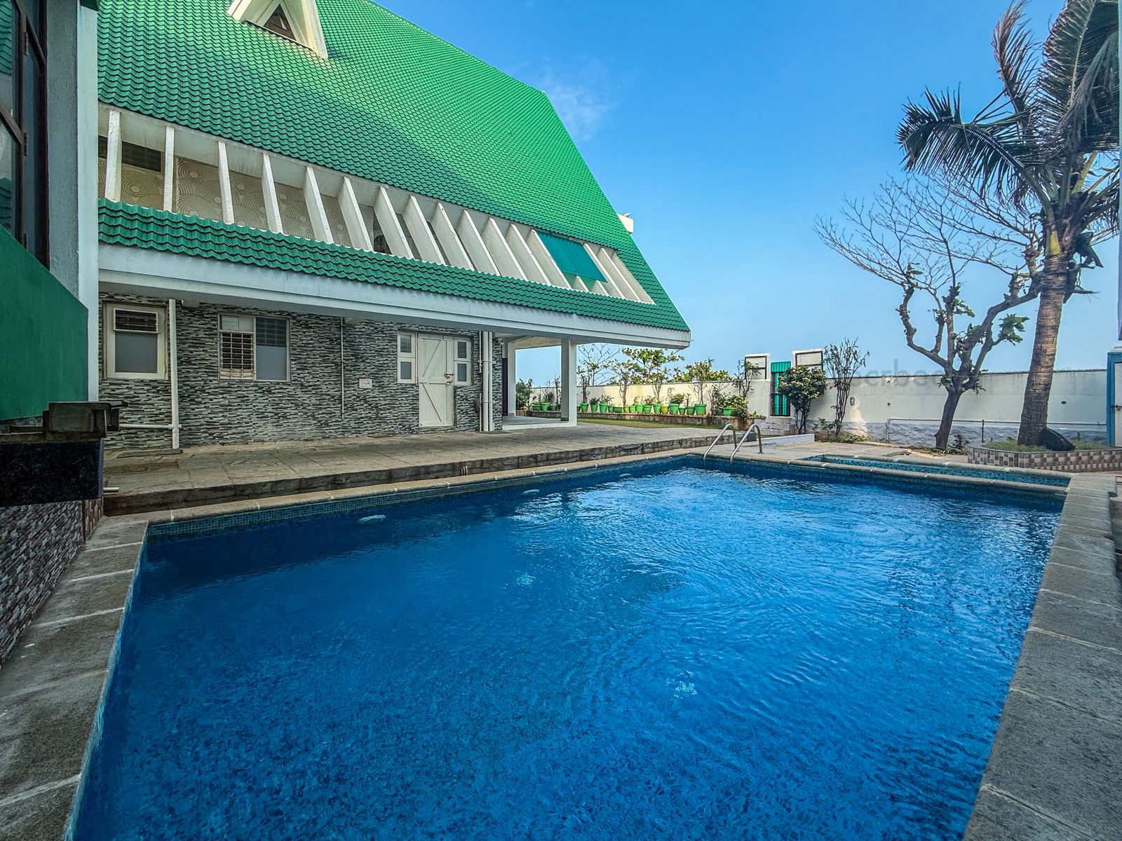 Beachside Villa Pool Chennai